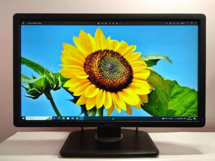 Монітор Dell U2212 HMC