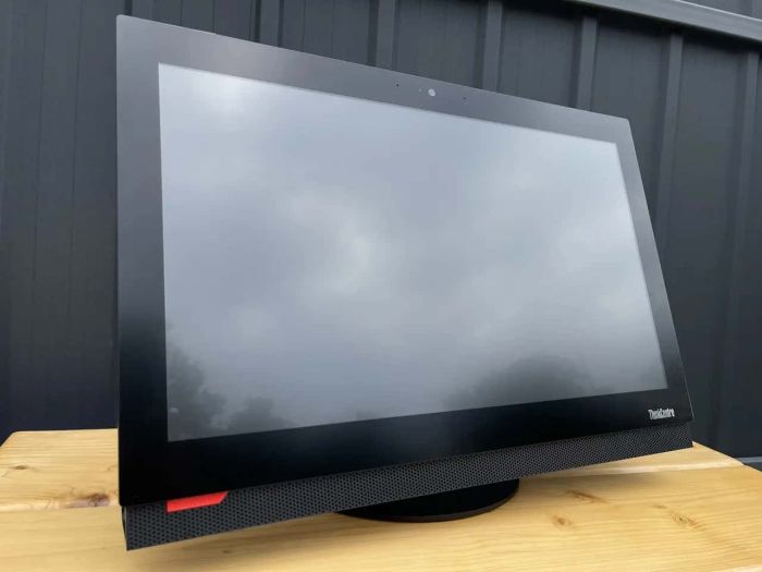 Сенсорний моноблок Lenovo ThinkCentre M800z/ i5-6500/ 16Gb DDR4/ 256Gb M2/ 21.5"/ IPS/ Гарантія