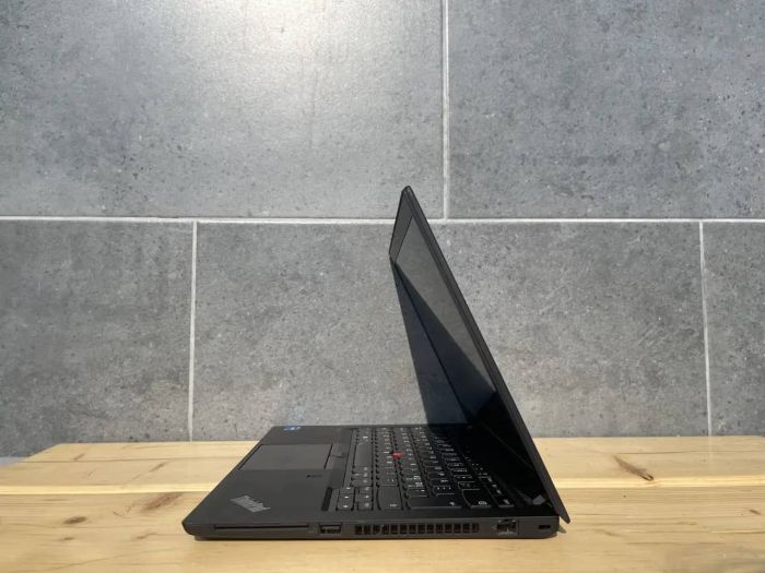Ноутбук Lenovo ThinkPad T14 Gen 1/ Ryzen 5 4650U/ 16Gb DDR4/ 256Gb/ 14" Full HD/ IPS/ Гарантія