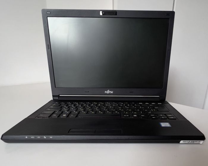 Ноутбук Fujitsu LIFEBOOK E546