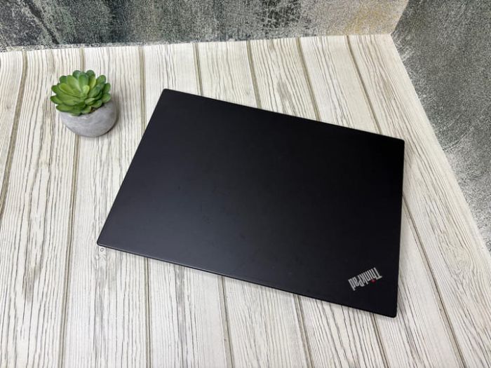 Ноутбук Lenovo ThinkPad X13 Gen 1|13.3" Full HD IPS | AMD Ryzen 5 Pro 4650U | 16GB RAM | 256 GB SSD